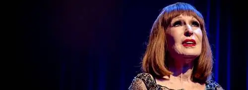 Liesbeth List получает дань уважения