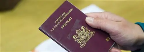 &8216;Большинство голландцев за границей до сохранения двойного гражданства’