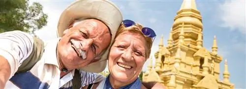 Отдыхающие старше 65 лет загляните за пределы Бенидорма