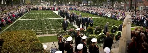 Принцесса Беатрикс на 75-й годовщине рейда на Путтен