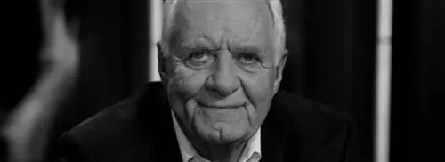 Аад ван ден Хевел скончался в возрасте 84 лет