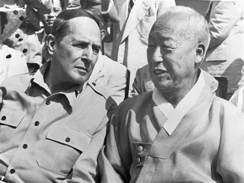 Ли Сын Ман ария-describedby=caption-attachment-101950