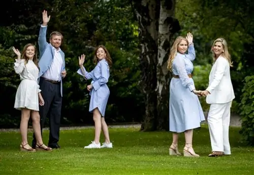 фотосессия-королевская семья-2020