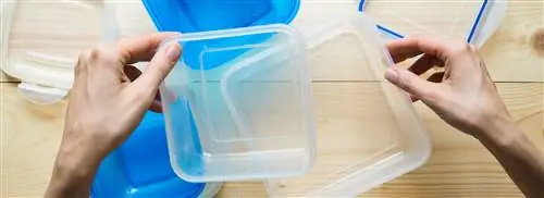 Таким образом, контейнеры для свежих продуктов будут лучше очищаться и прослужат дольше