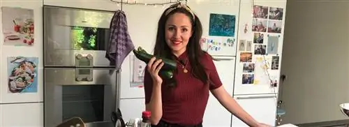 Познакомьтесь с Эминой Зорлак