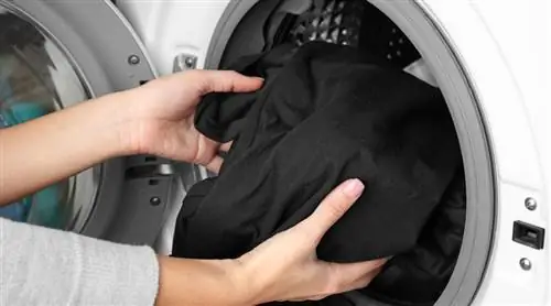 Вот как ваша черная одежда остается по-настоящему черной