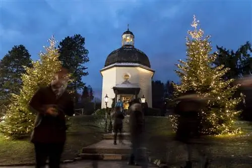 Тихая ночь! Святая ночь!