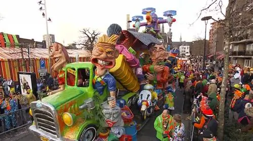 MAX празднует карнавал