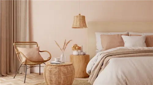 Чистка ротанговой мебели; вот как ты это делаешь