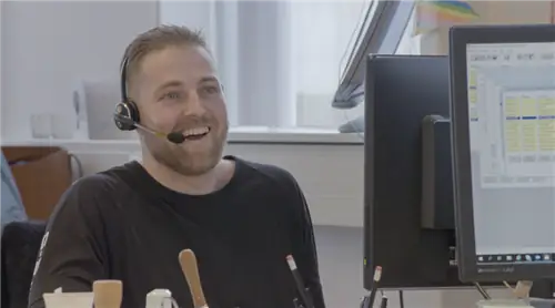 Документальный фильм &8216;Раненый, но не побежденный’ на выставке МАКС