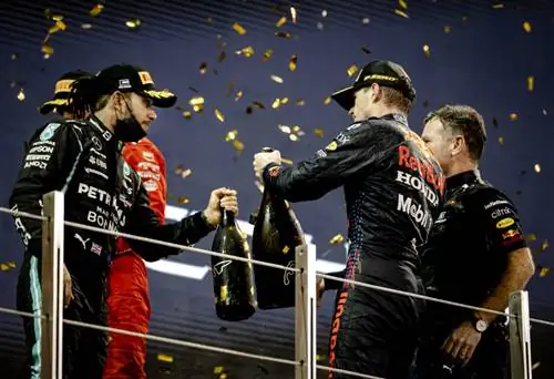 Ария Льюиса Хэмилтона, описанная=caption-attachment-118724