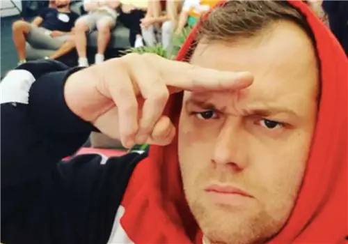 Звезда шоу «Googlebox» сильно похудела. Он начал весить 130 кг