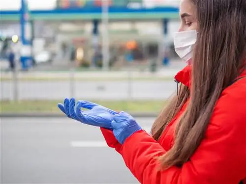 Прочные и дешевые одноразовые перчатки: нитриловые, латексные или виниловые?