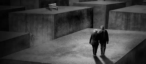 Не пора ли вывести из строя? Трудные беседы в Лодзинском обществе по борьбе с болезнью Альцгеймера