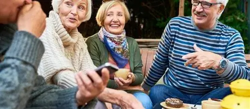 Новые друзья на пенсии: где и как их найти?