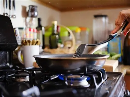 У вас есть это на кухне? Лучше выбросить! ГИС вспоминает кухонные предметы