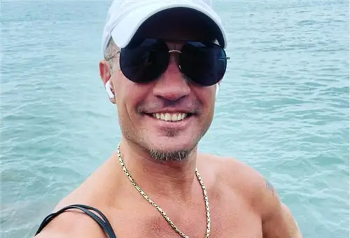 Трагическая ситуация Мастера. Сначала ему ампутировали ноги, теперь он потерял обе руки