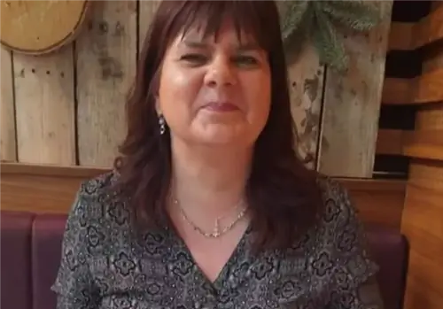 Она жаловалась на кашель и боли в спине. Рак был в последней стадии