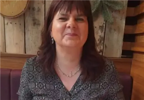 Она жаловалась на кашель и боли в спине. Рак был в последней стадии