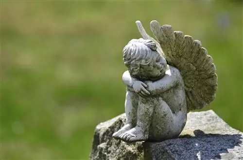 Оплакивание близких: 4 стадии горя