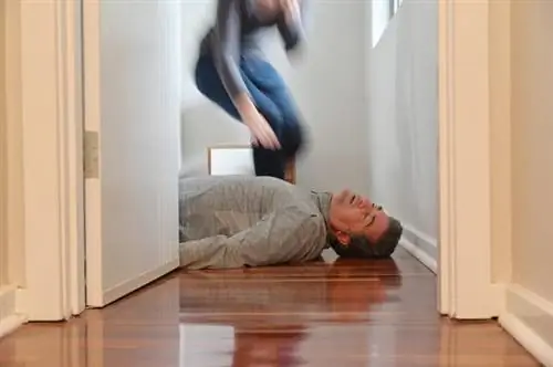 Он может начаться с инфекции и закончиться внезапной смертью. Вы должны знать эти ранние симптомы эпилепсии