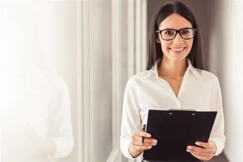 Психологическая клиника: что она делает и как в нее попасть?