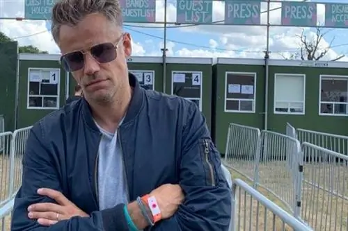 Диагноз ему поставили, когда ему было 40 лет. Знаменитый ведущий борется с СДВГ