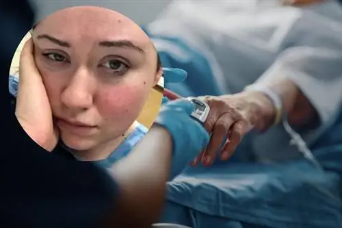 У 28-летнего парня аллергия на гравитацию. Он теряет сознание каждый раз, когда встает с постели