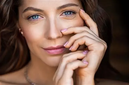 Эти привычки заставляют вас стареть быстрее. Врач объясняет, почему они важны