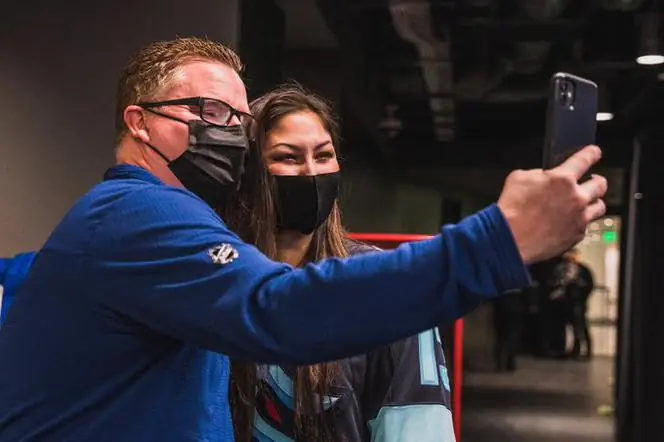 У вас обнаружили рак во время хоккейного матча? У женщины диагностировали меланому