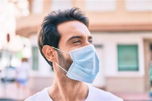 Защитная маска влияет на привлекательность? Ответ удивителен