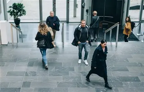 К COVID-19 будут относиться как к гриппу. Конец массового тестирования?