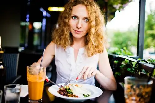 Морковный сок при анемии, диарее, плохом зрении. Все полезные свойства морковного сока