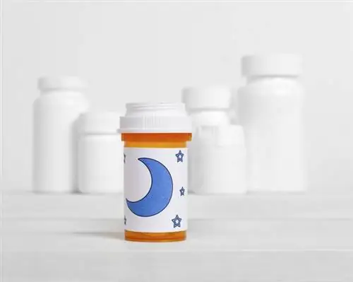 Бессонница и фазы луны. Как полнолуние влияет на сон?