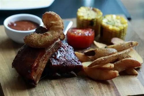 Диета с высоким содержанием жиров может способствовать развитию колоректального рака?