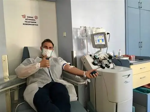 Рекордсмен по сдаче плазмы. «Каждый раз я могу спасти трех человек» 4