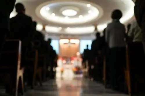 Запрет на пение рождественских гимнов в церкви из-за пандемии COVID-19. Новые аранжировки