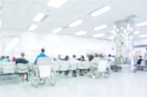 Выздоравливающие жалуются на пост-COVID-19 расстройства. Они обращаются за помощью к физиотерапевтам