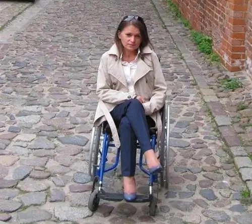 Ничего себе, Анета, у тебя почти нет мышц, а ты справишься!