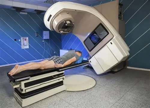 Лучевая терапия: как это работает? Побочные эффекты лучевой терапии