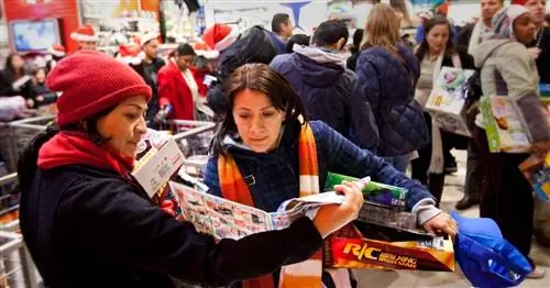 Позвоните нам в Toys «R» по более низкой цене, они пожертвуют деньги на благотворительность