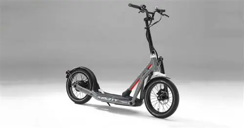 BMW представляет свой первый электрический самокат