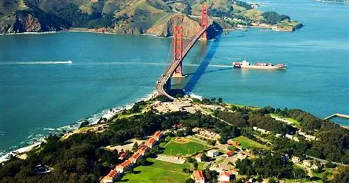 8 самых удивительных полей Малой лиги в Америке