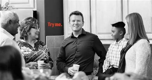 Темы ужина в честь Дня благодарения для тех, кто не хочет говорить о политике