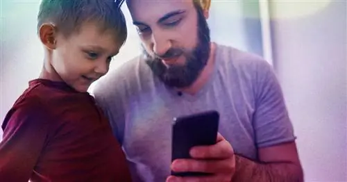 Я учу своих детей ценить деньги с помощью семейного банковского счета. Оно работает