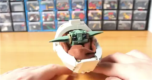 Как собрать малыша Йоду своими руками из лего