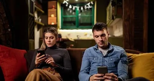 Как выйти из фазы ужасного соседа по комнате в браке