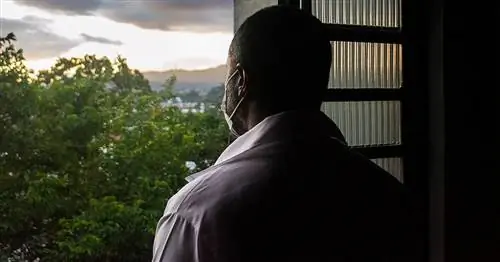 Суровая правда о карантине из-за Covid-19 научила этих мужчин браку, семье и себе