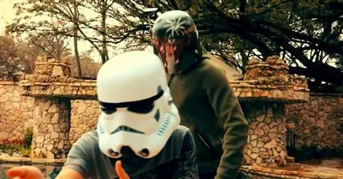 Возвращение Бобы Фетта в сериал «Мандалорец» основано на истории детей, играющих в «Звездные войны»