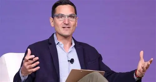 Голос радиостанции NPR TED Hour о ценности того, что ваши дети избивают вас